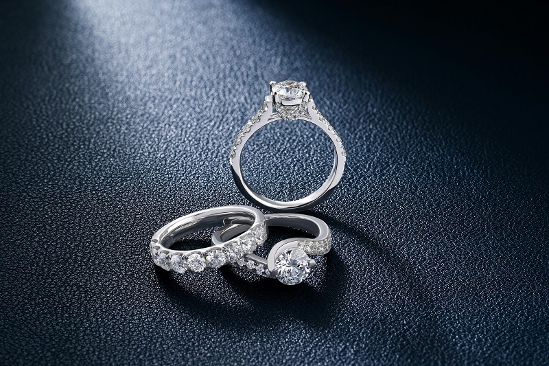 Moissanite Engagement Rings
